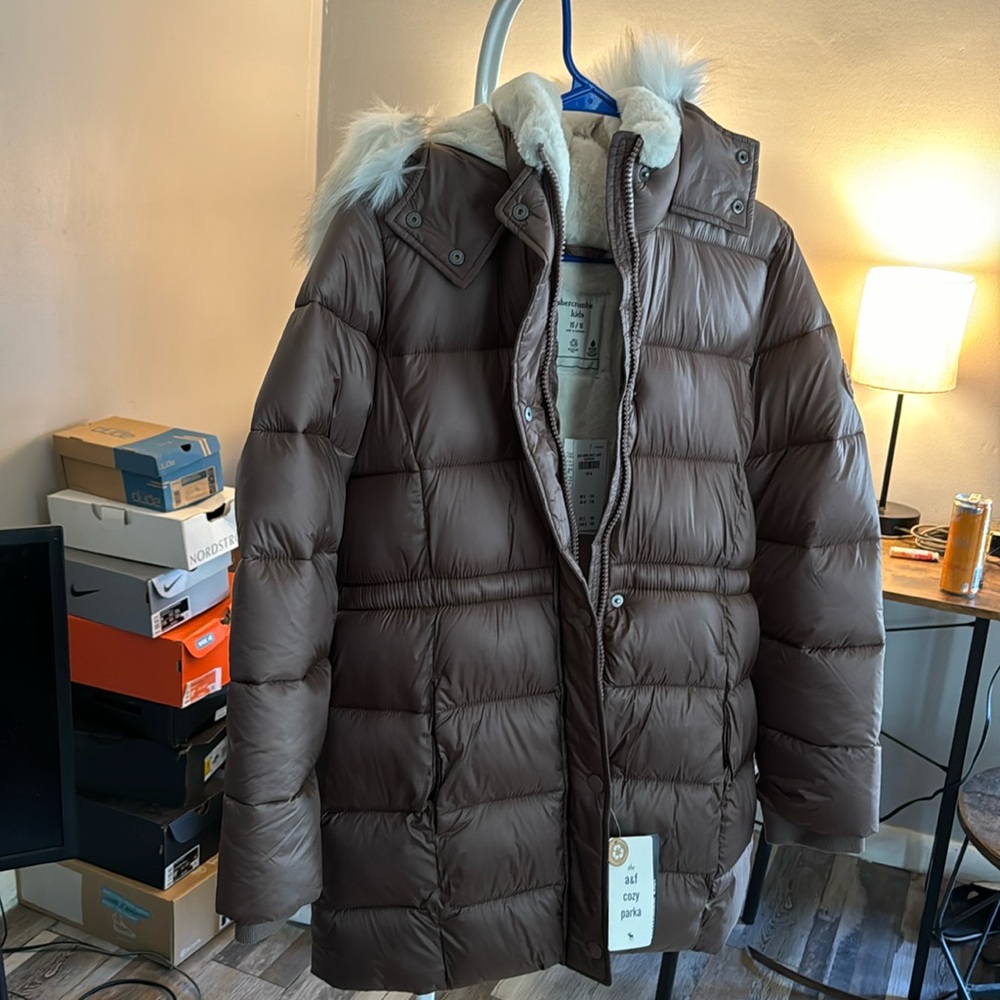 Kids 15 /16 brown & white Abercrombie coat
